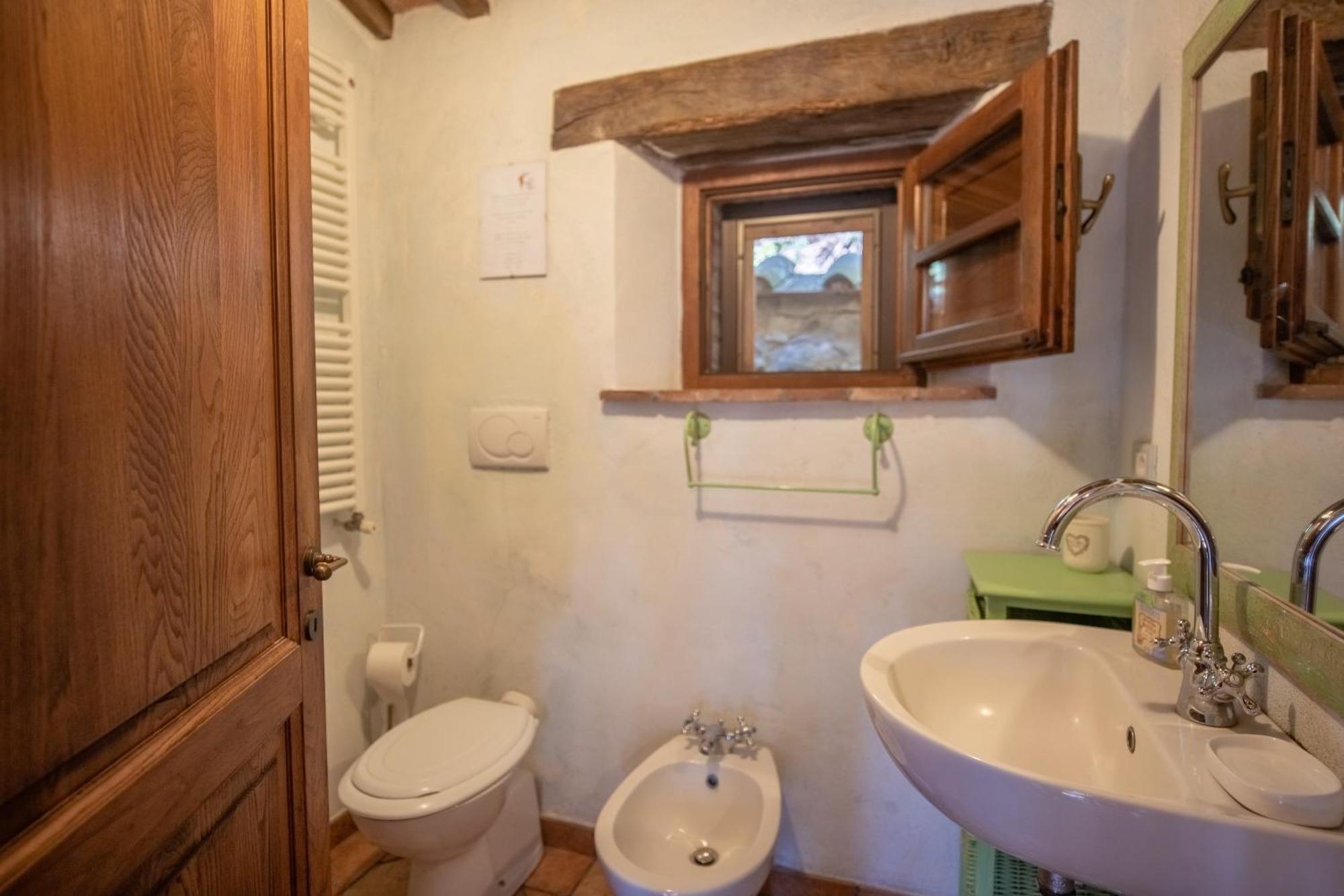 Agriturismo Antico Borgo Montacuto Pari Quarto foto